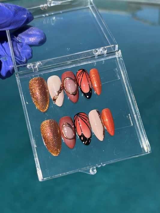 Bronze Age | Medium Almond