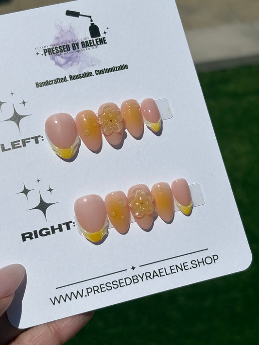 Mellow Yellow | Short Almond