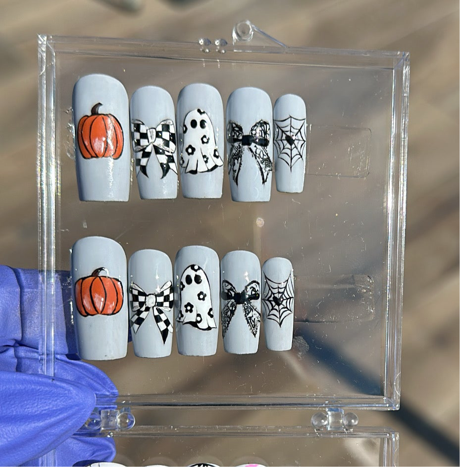 Ghoulish | Halloween | Medium Square