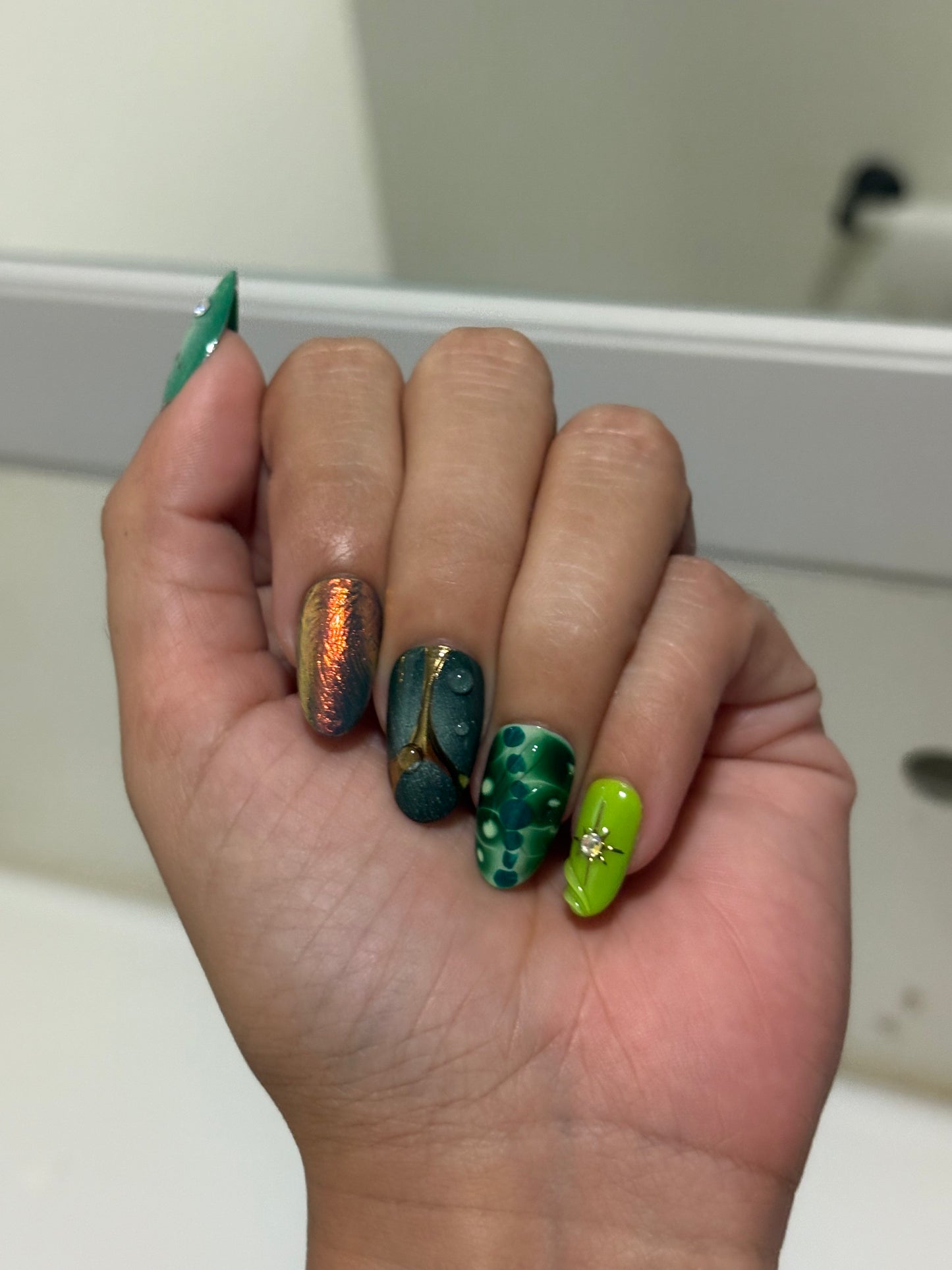 Mean & Green | Short Round