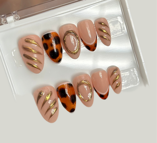 Wild Child | Short Almond