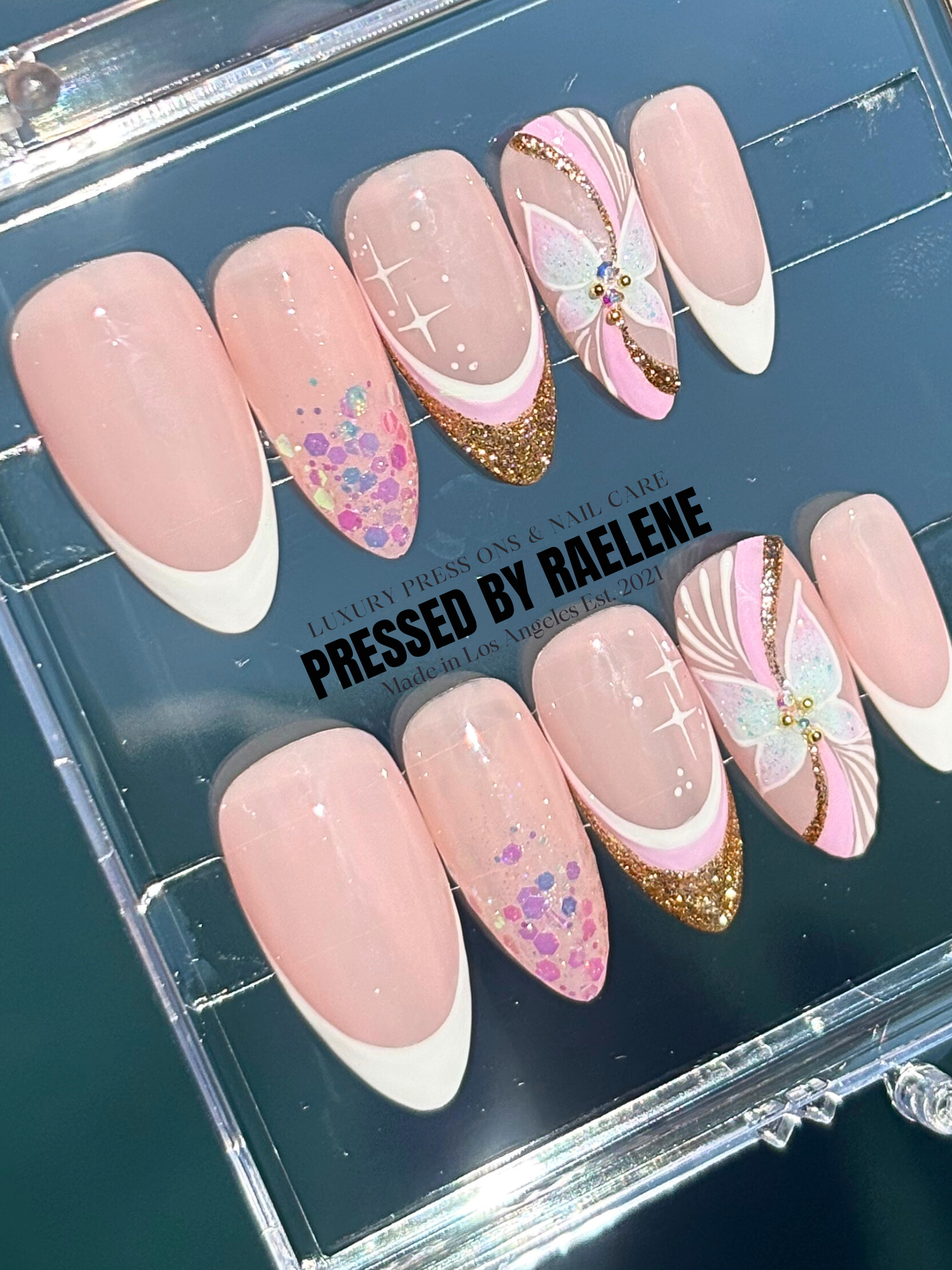 Pastel butterfly | Medium Almond