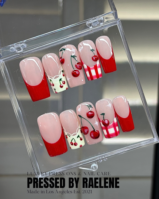 Cherry picnic | Medium Square