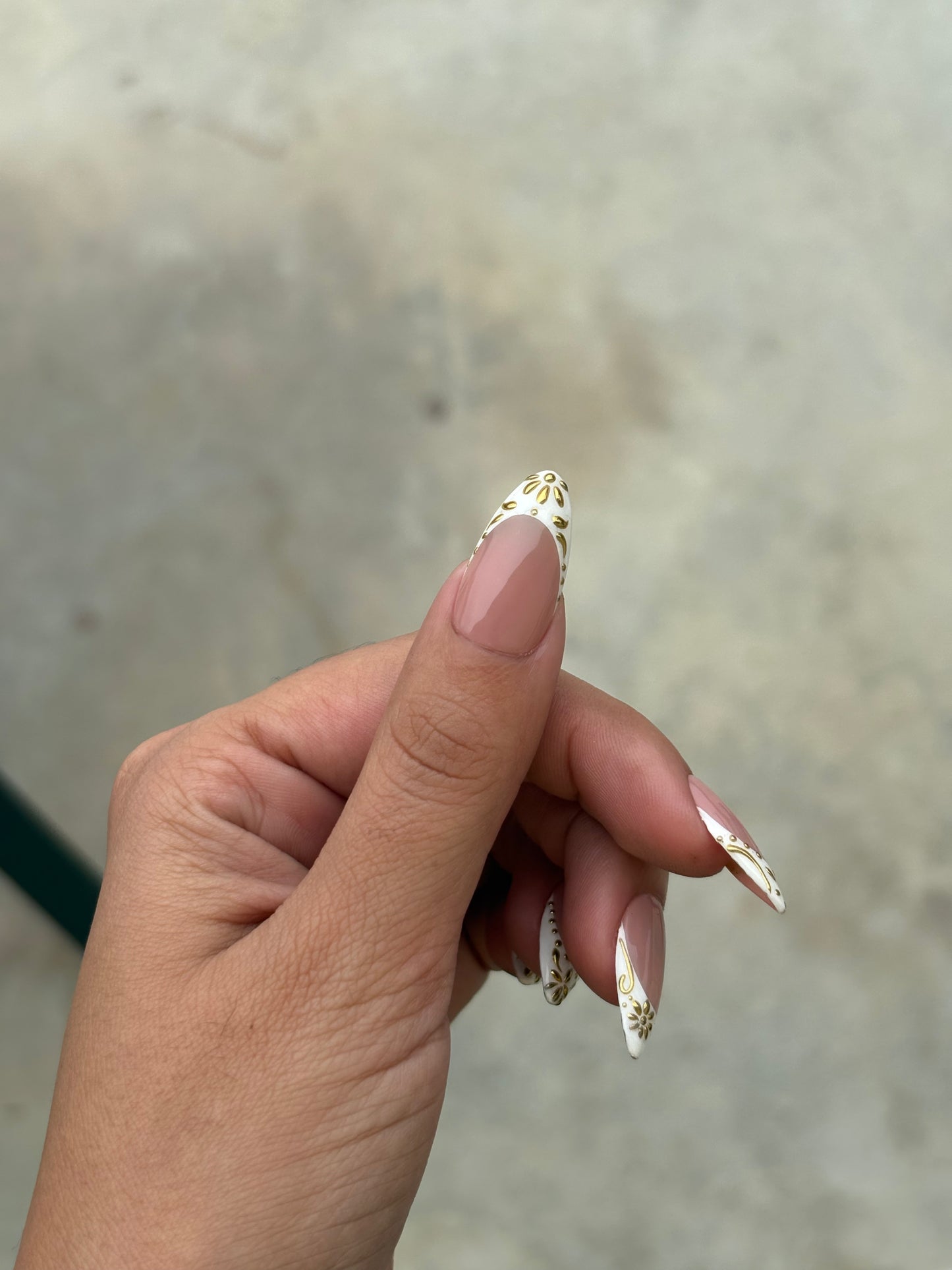 Reina | Medium Almond